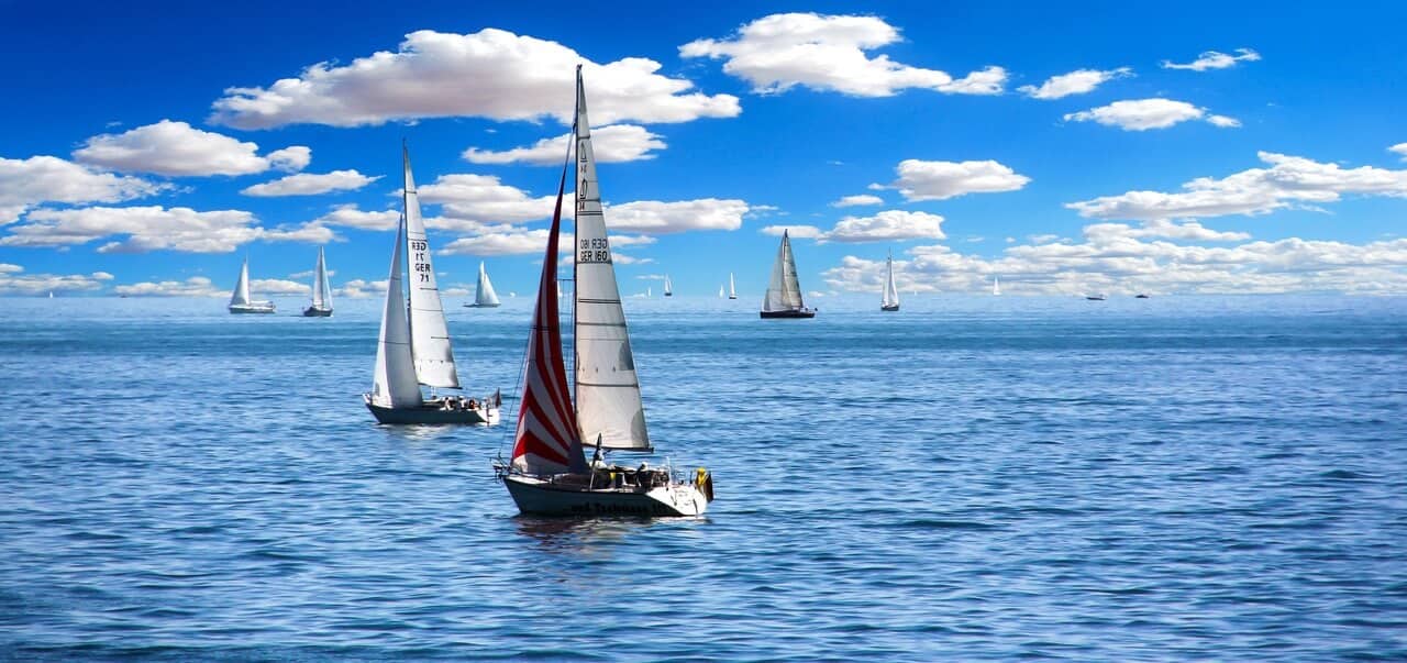 Lenguaje de navegación para navegar a vela sin patrón