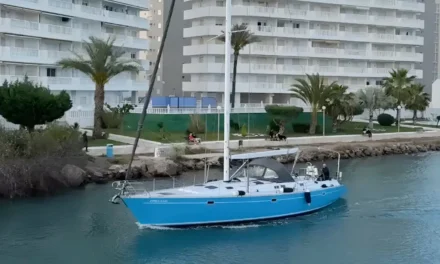 ¡Descubre las Mejoras en el Refit del Velero Kalima para 2025!